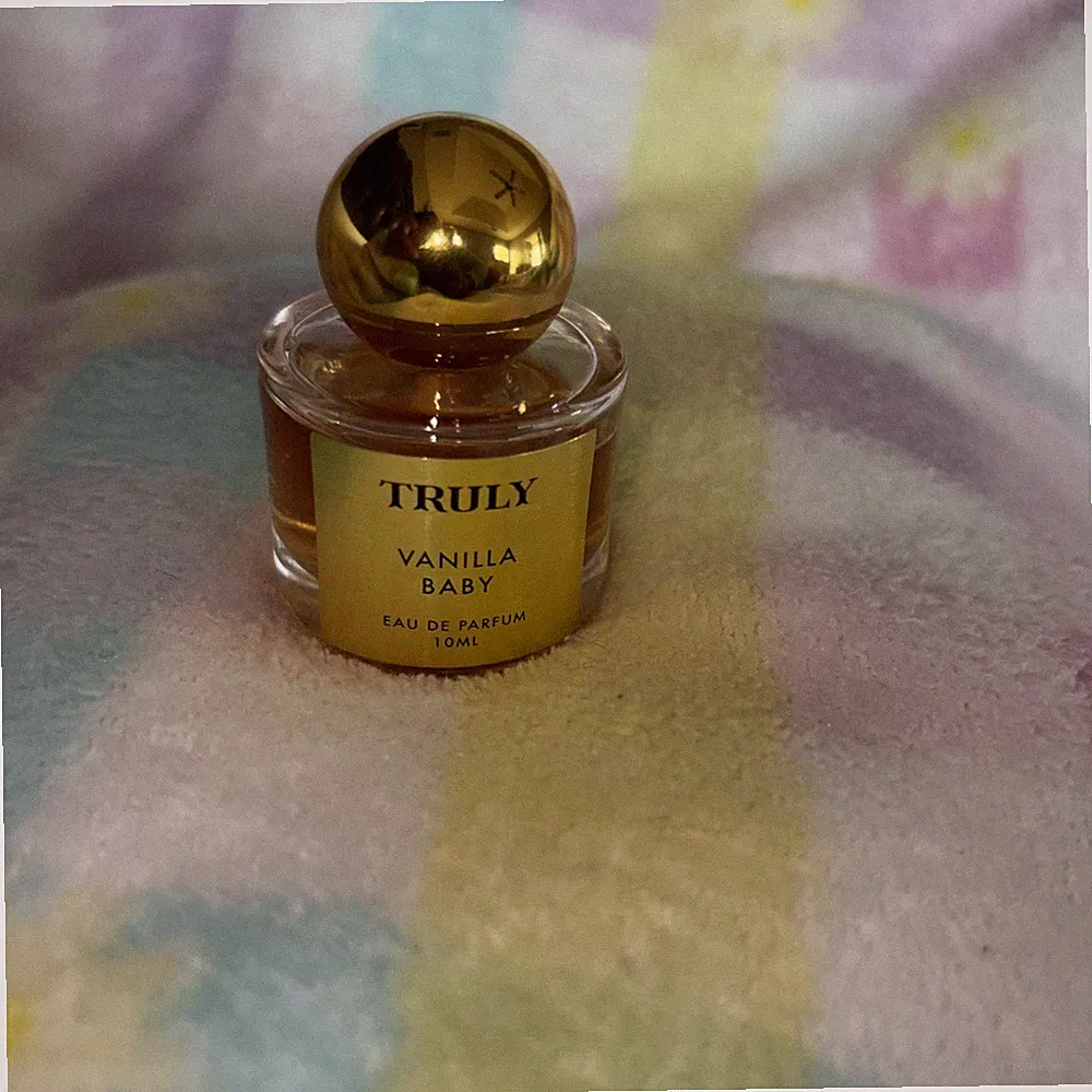 Truly VANILLA BABY Eau de Parfum 10 mL MINI Dabber Bottle EDP Perfume NWOB