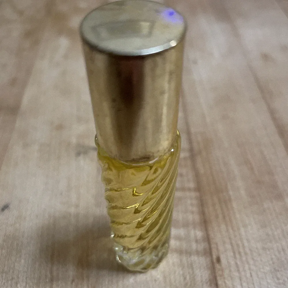 WINSOME GIRLS PERFUME - KIDS ROLL ON FRAGRANCE - CHRISTMAS STOCKING STUFFER USA